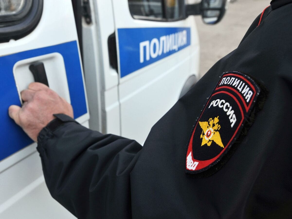 В Перми пришли с обысками к юристу «Мемориала» Сергею Трутневу и журналистке Оксане Асауленко