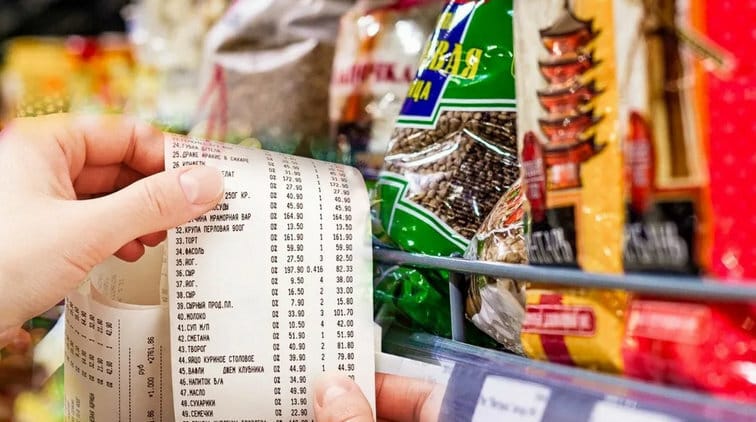 Coffins to manicures: Ten goods and services that have soared in price in Russia since the full-scale invasion of Ukraine