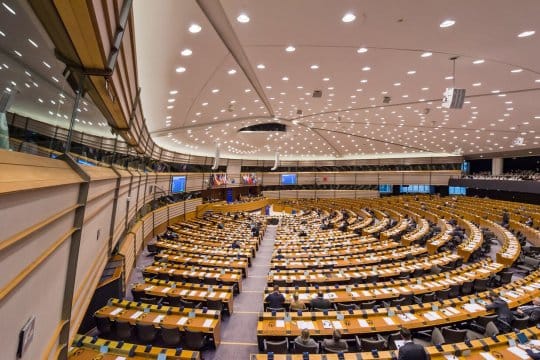 Европарламент не признал результаты выборов в Грузии и потребовал провести новое голосование