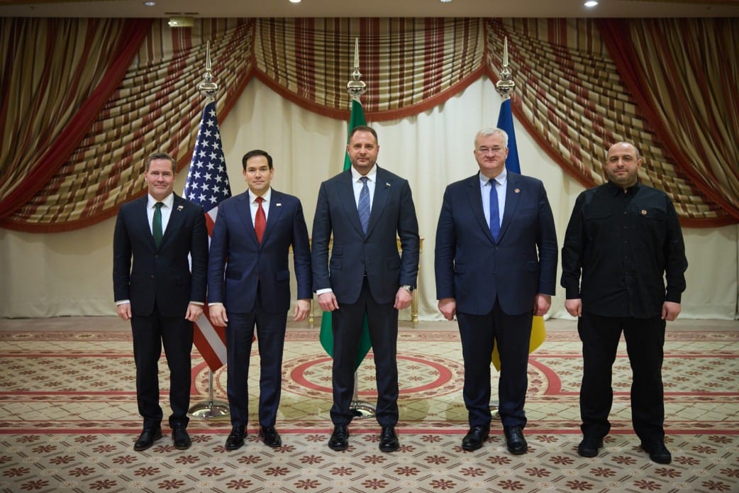 U.S. to resume intelligence sharing and military aid deliveries to Kyiv as Ukraine agrees to 30-day ceasefire proposal