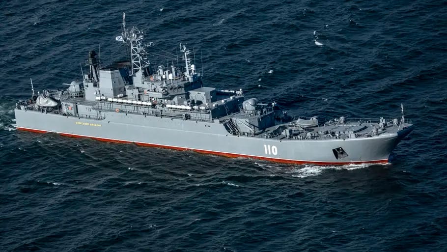 Российский военный корабль с выключенной системой идентификации находился у берегов Дании во время последних инцидентов с беспилотниками