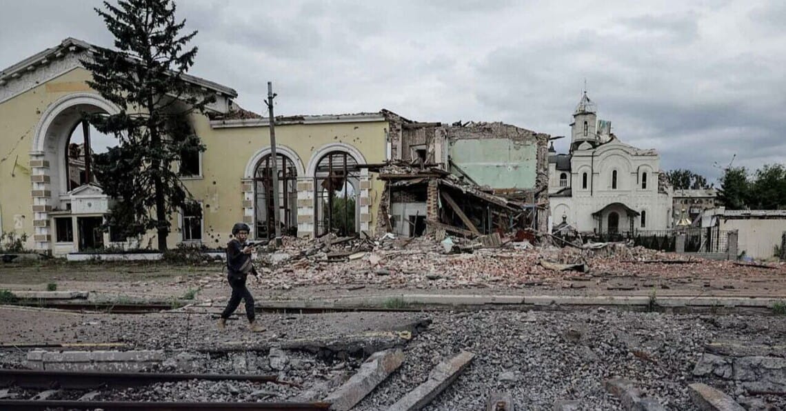 “This isn’t the Middle Ages, and we aren’t serfs”: Locals in Ukrainian-controlled parts of Donbas react to Putin’s territorial demands