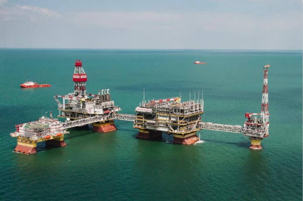 Ukrainian drone attack disables Russian oil platform in the Caspian Sea, marking a first in the region