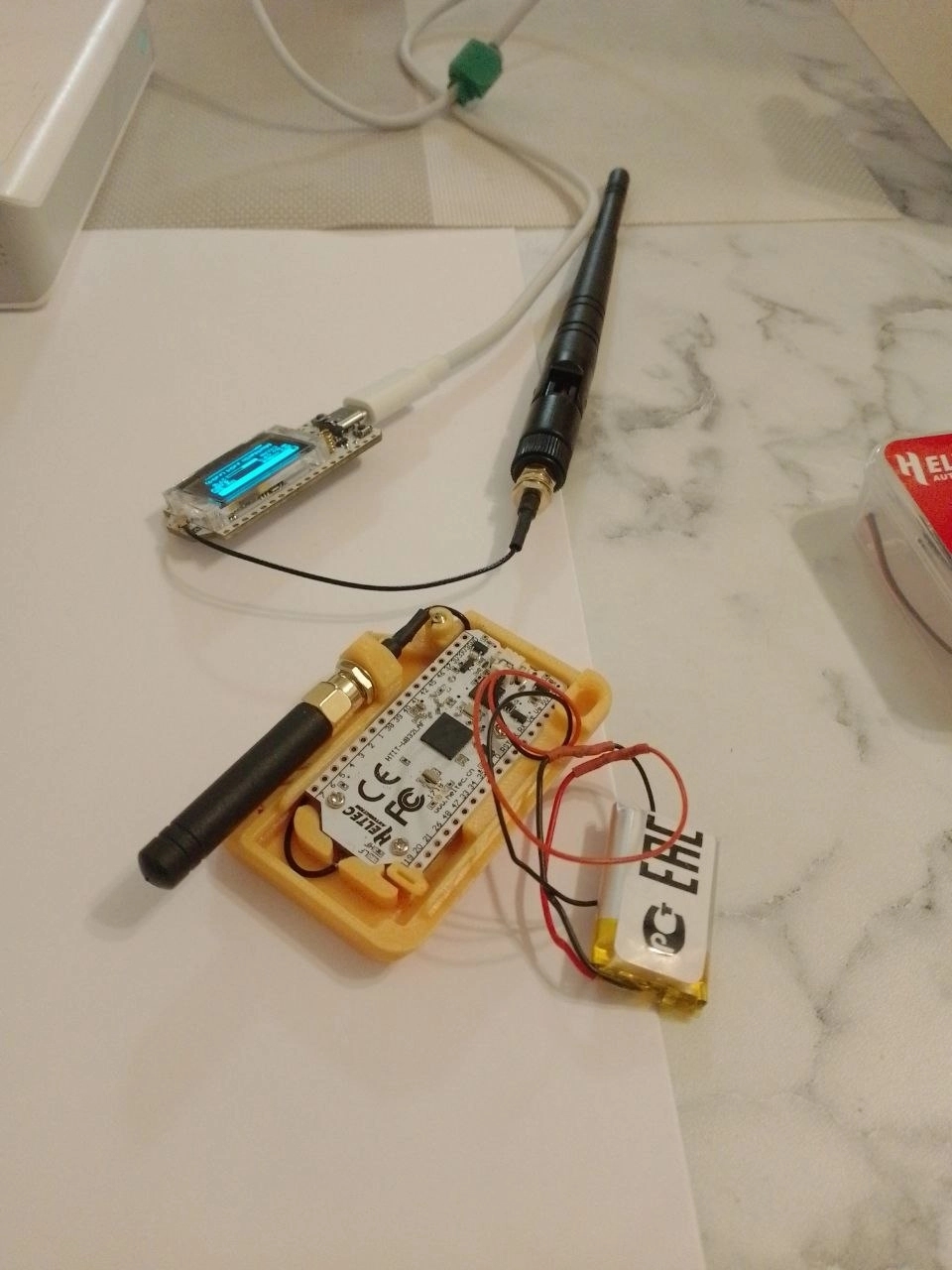 The Hercules Heltec V3 board powered by a power bank