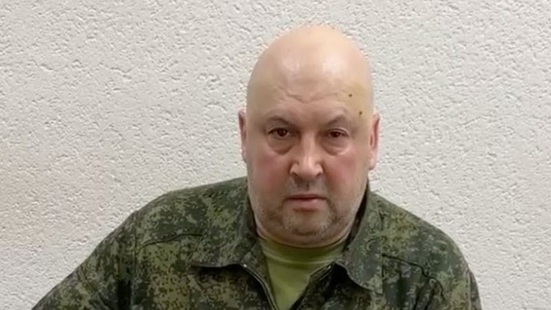 General Sergei Surovikin appeals to Wagner PMC mercenaries, urges them to “stop the columns and obey the will and order of Vladimir Putin”