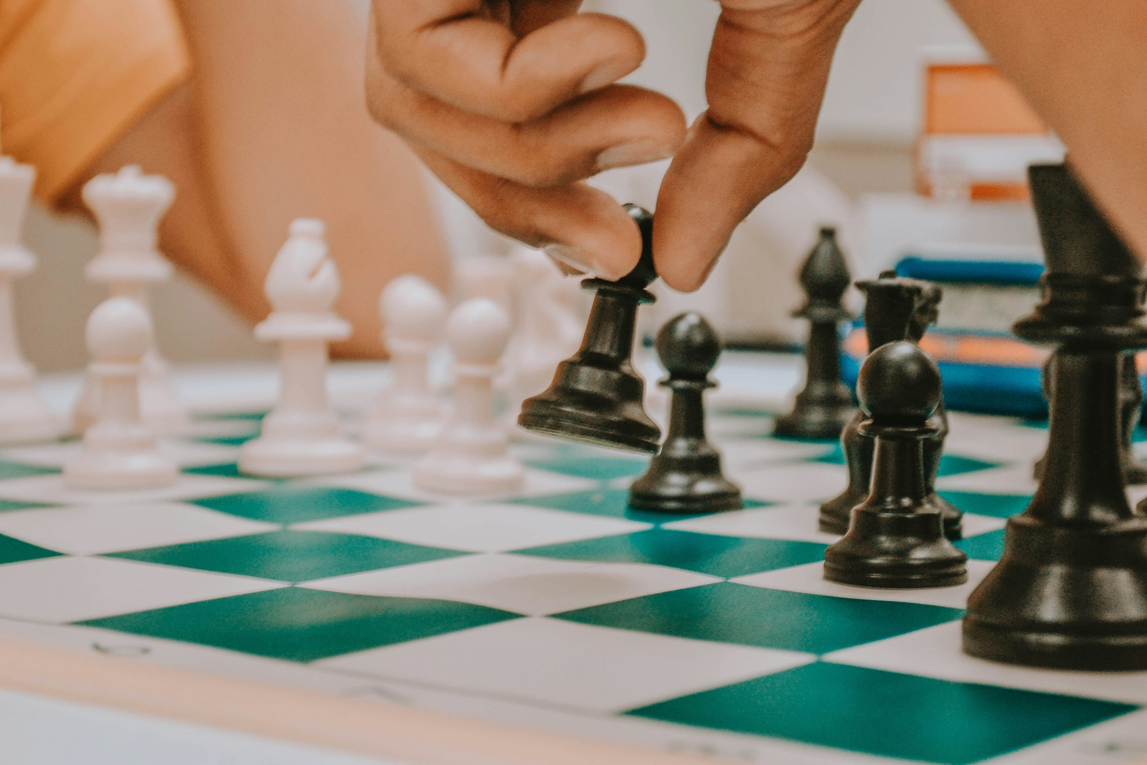 FIDE заменила решение о лишении членства Федерации шахмат России из-за деятельности на «новых территориях» на штраф