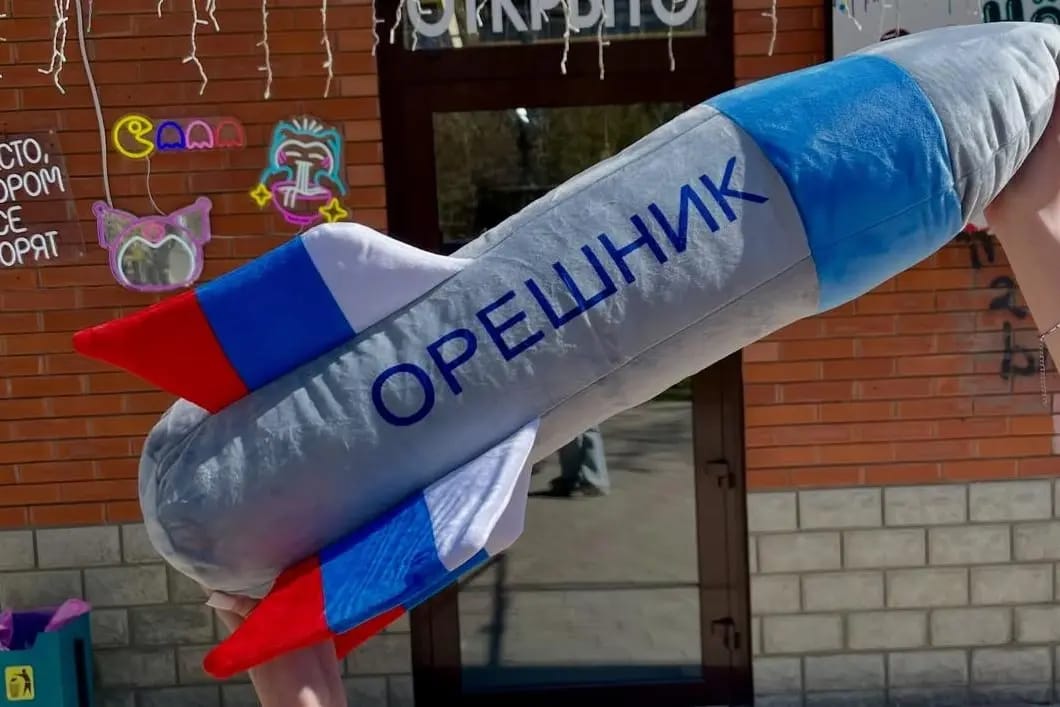 Surface-to-shed missile: How the Oreshnik went from a fearsome “wonder weapon” to a symbol of Russia’s empty threats